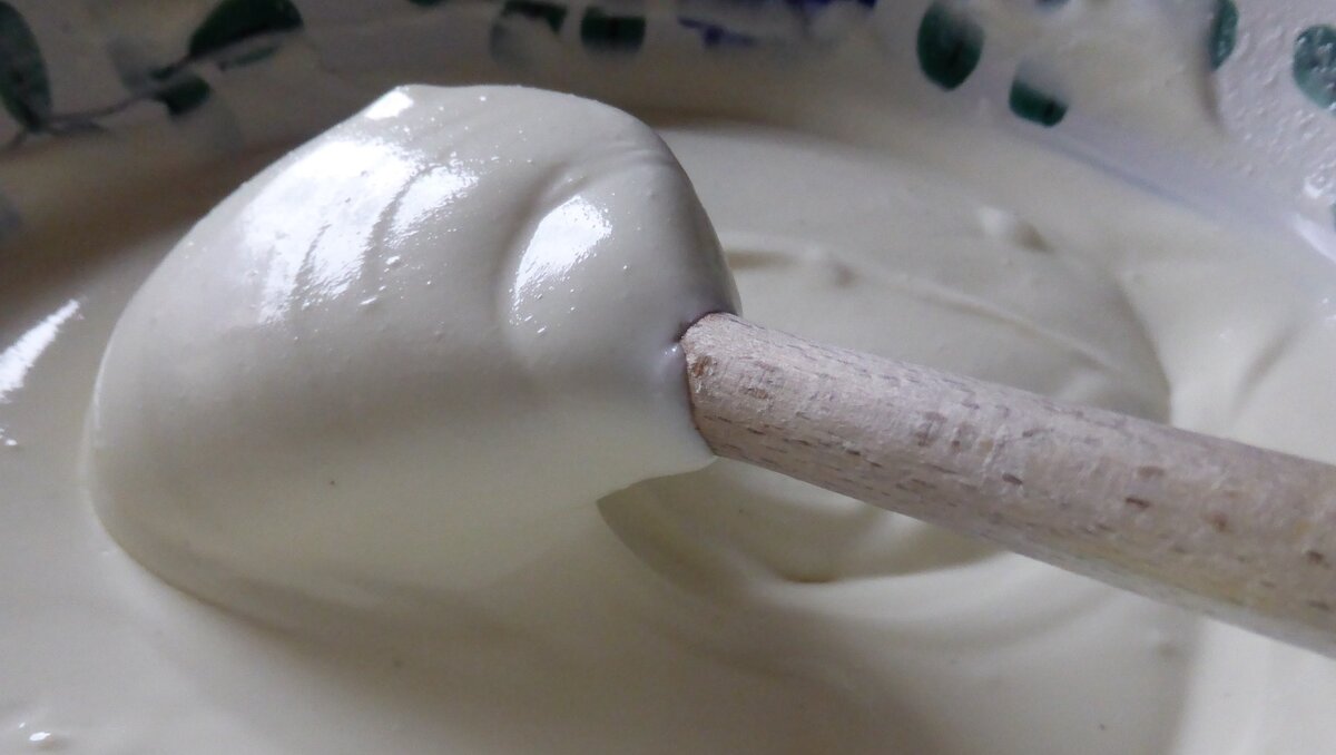     Приморская МВЛ выявила несоответствия в пяти партиях продукции. В сметане обнаружили присутствие жиров растительного происхождения, наличие сухого молока и микробную трансглутаминазу.