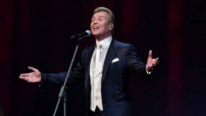 заговор деньги денежки деньжищи. песня денежки. стихи про деньги. не прячьте ваши денежки по банкам и углам. песня денежки.