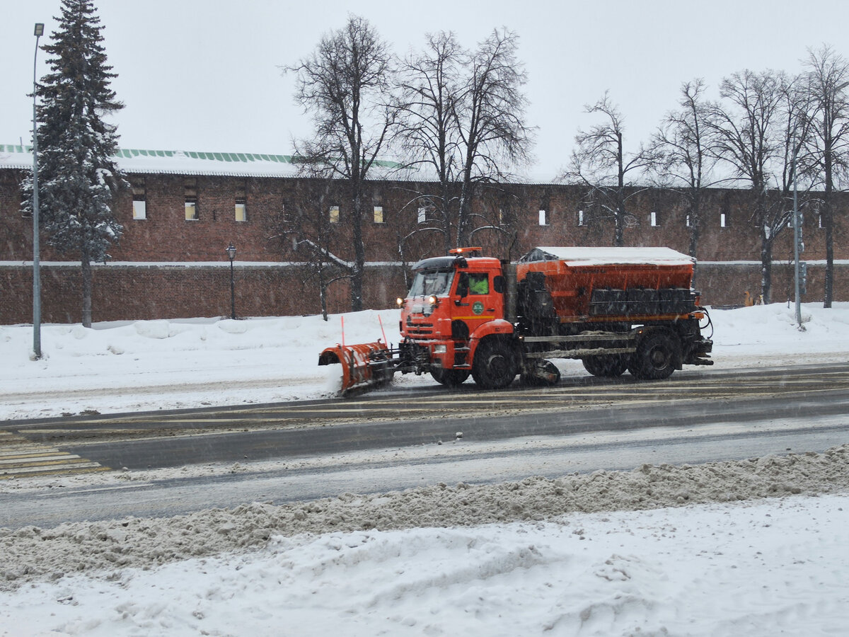 Плюсовые температуры сменятся морозом ночью, ожидается гололедица.  Фото: Фото: ФедералПресс / Ксения Кобалия