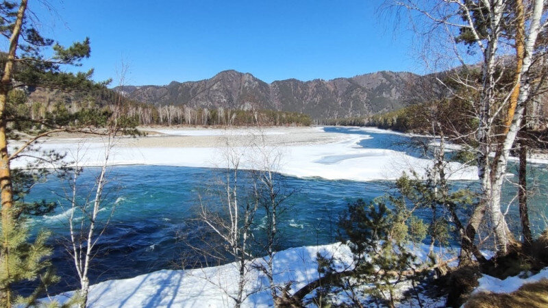     Катунь в марте. Александр Целовальников