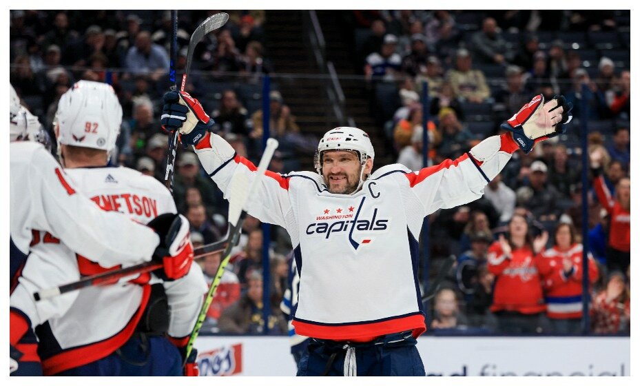    Овечкин сократил отставание от Гретцки до 56 голов. Фото: Reuters