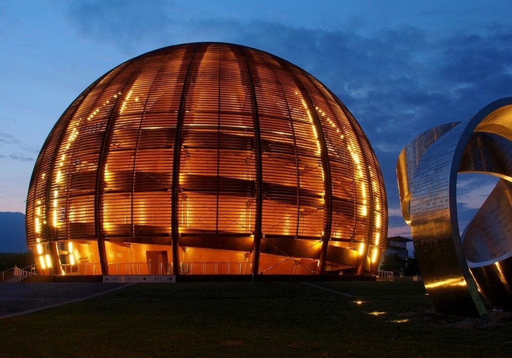    ЦЕРН прекратит 30 ноября сотрудничать с 500 специалистами, связанными с Россией