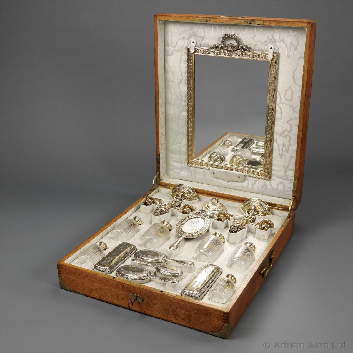 Дорожный несессер, Boin Taburet, 1880-е. (с) www.bada.org