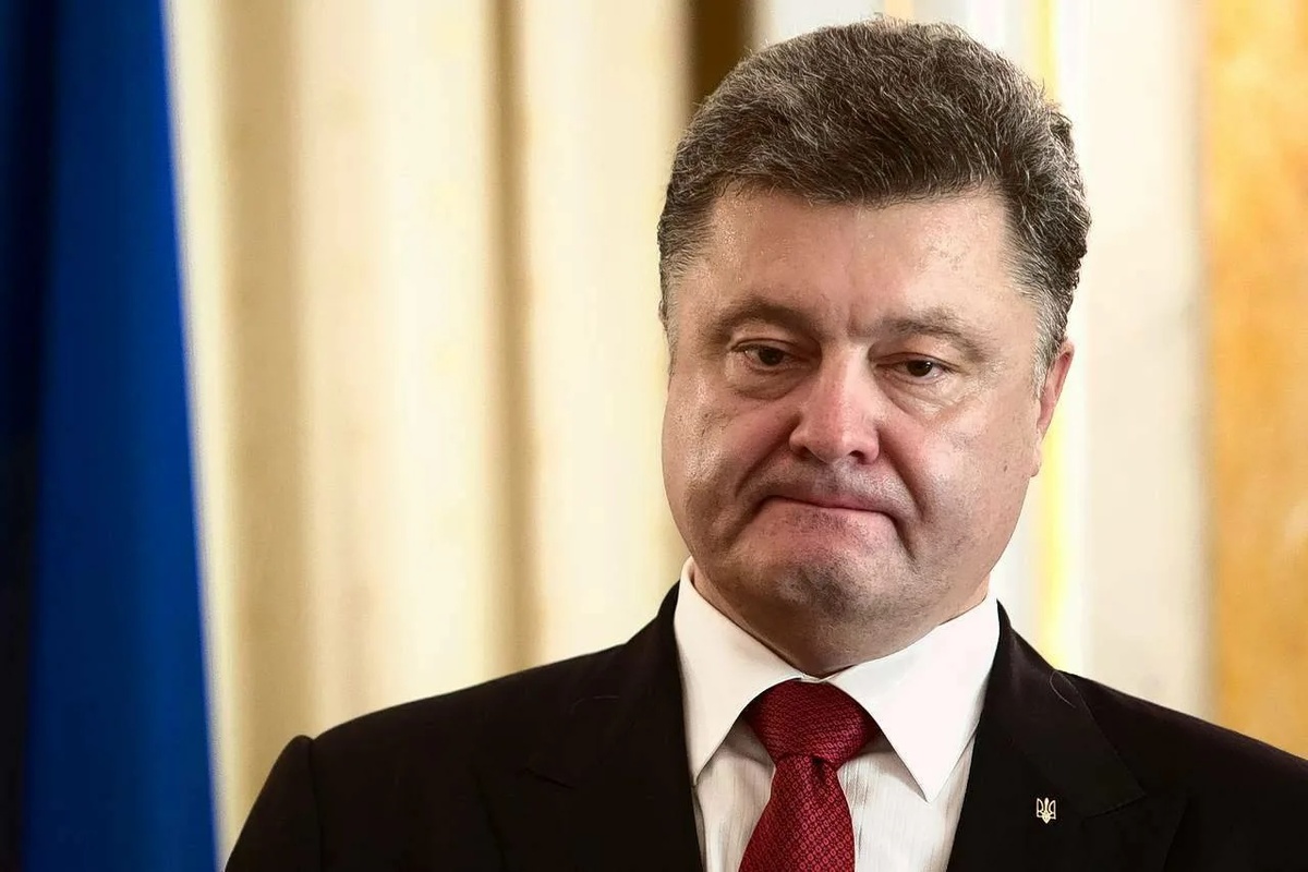 Украинские президенты, начиная с 1991-го года, это настоящий паноптикум невероятно феерических персонажей. Каждый из которых удостоился минимум десятка едких прозвищ.-11