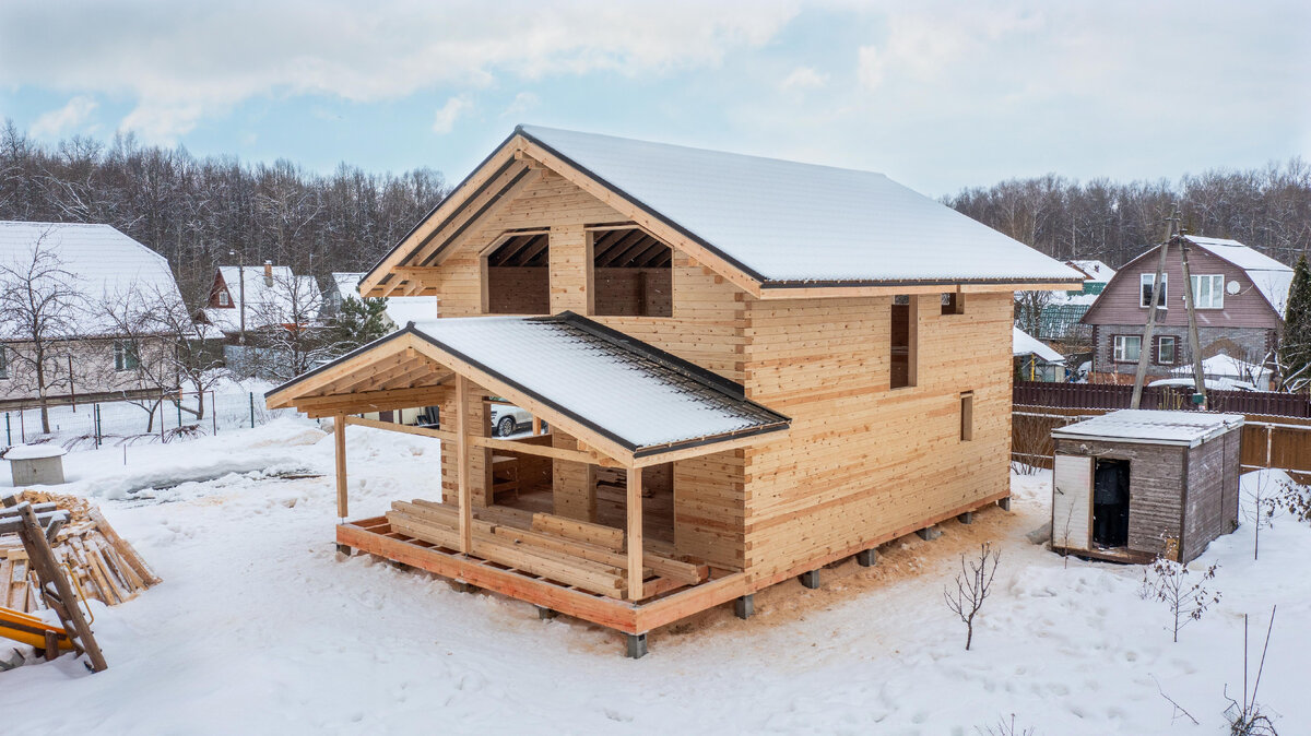 Сруб дома по проекту «Наталья» в Ступинском районе Подмосковья.