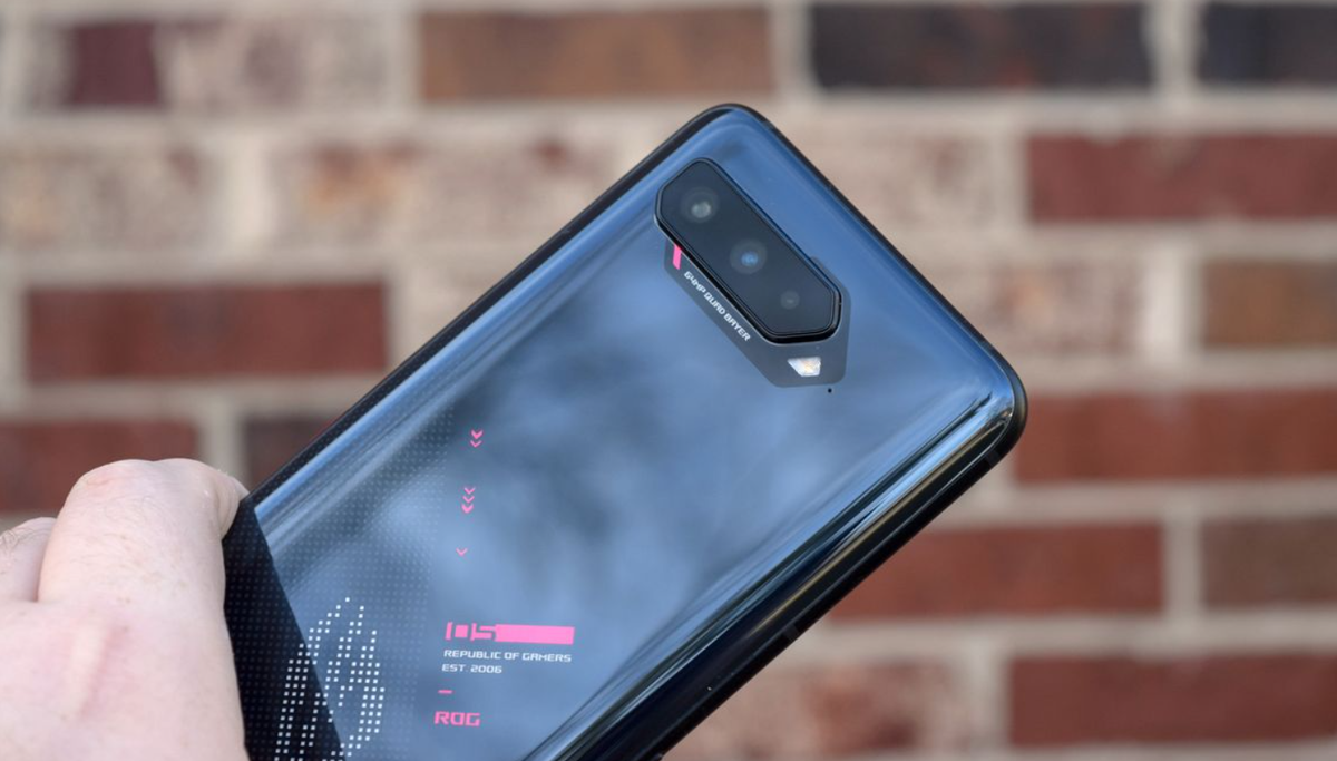    Идеальный игровой гаджет не перегревается, имеет отличный экран и высокую производительность. Фото: futurecdn.net