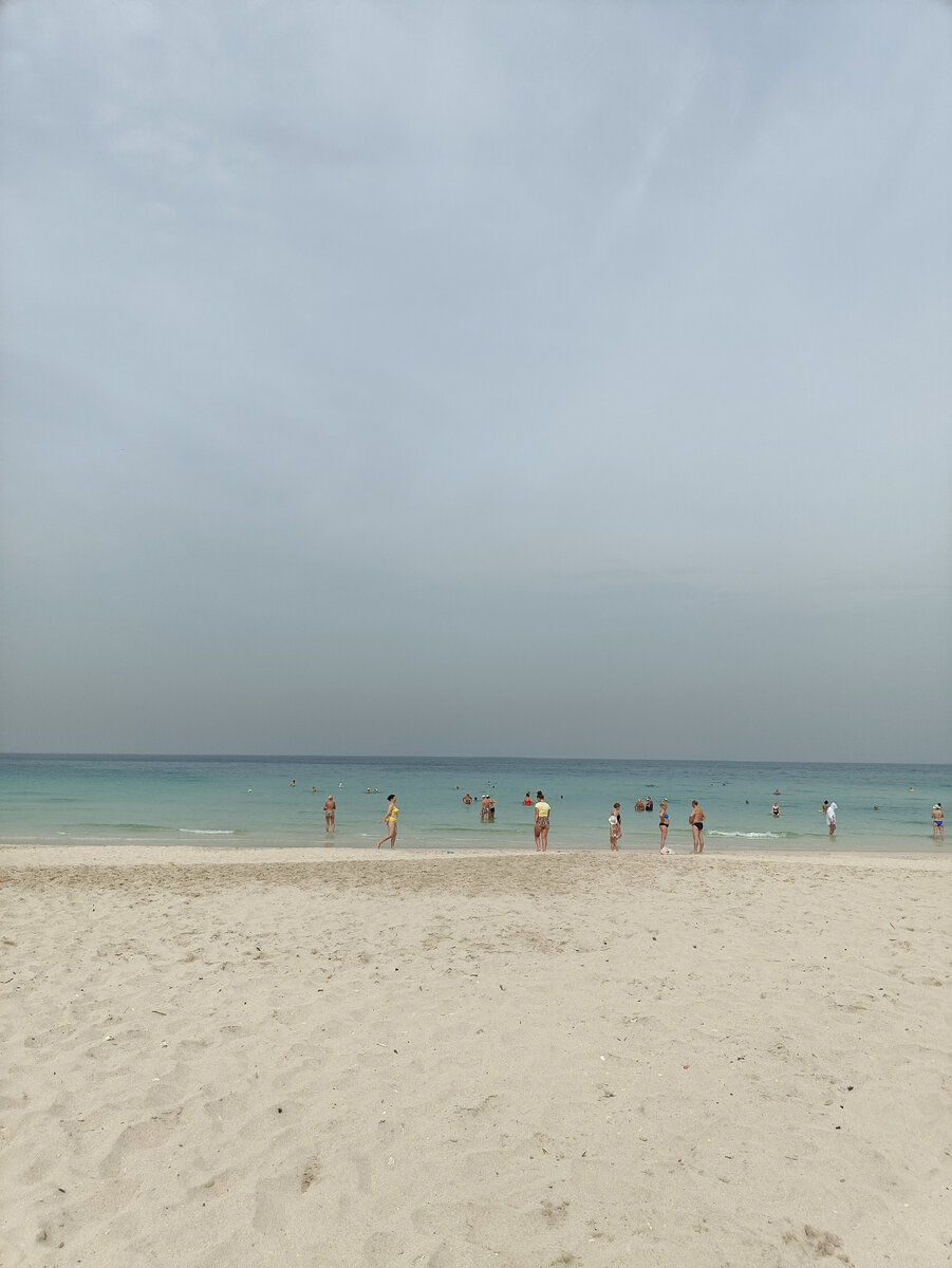 Купаюсь вот в этом самом морюшке, да