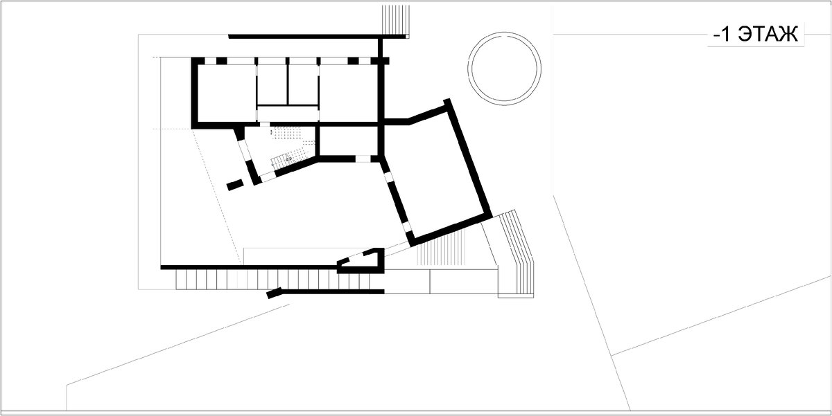 Цокольный этаж.