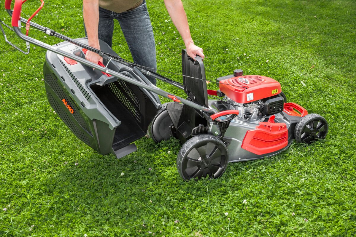 Газонокосилка бензиновая BM-46S