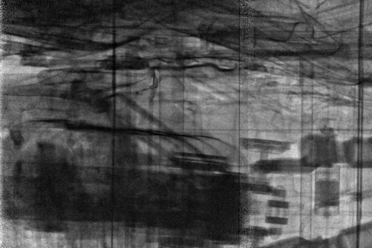 Длительность рентгеновского импульса составляет всего несколько микросекунд, что позволяет фиксировать деформационные процессы при краш-тестах без размытия изображения