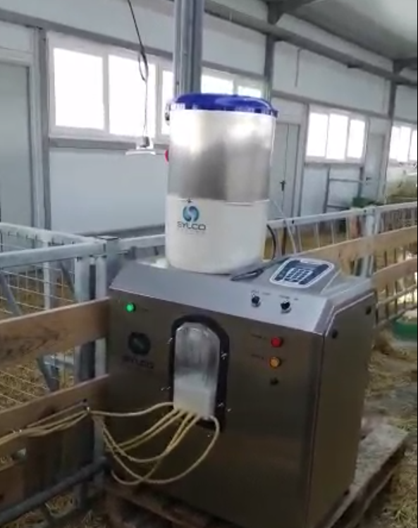 Автоматическая станция выпойки козлят и ягнят Sylco Hellas (Греция)