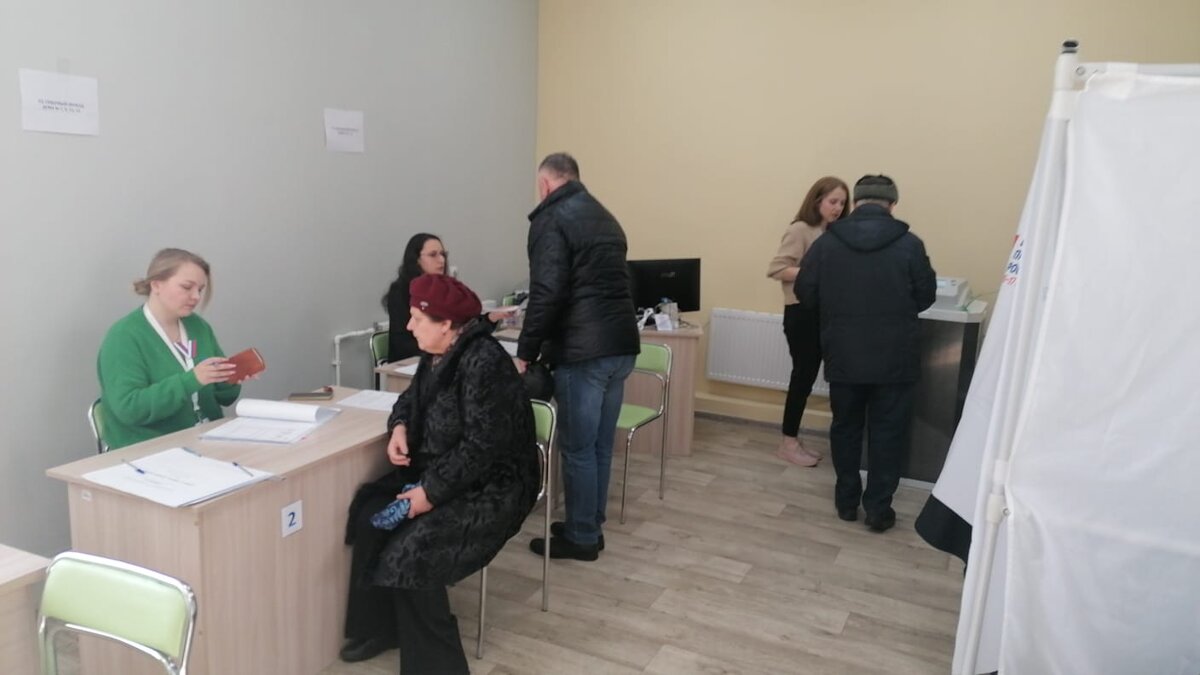 Консультирую дедушку