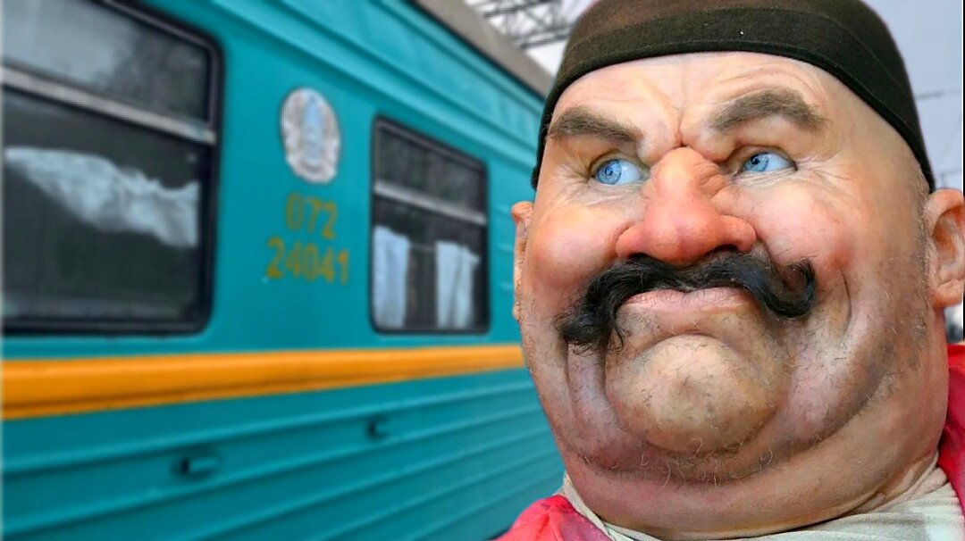 старый казах не пустил в купе женщину с ребенком