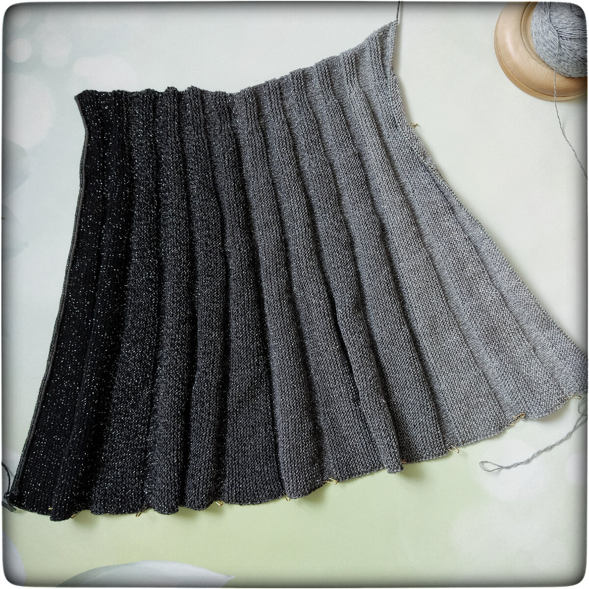 Половина юбки связана