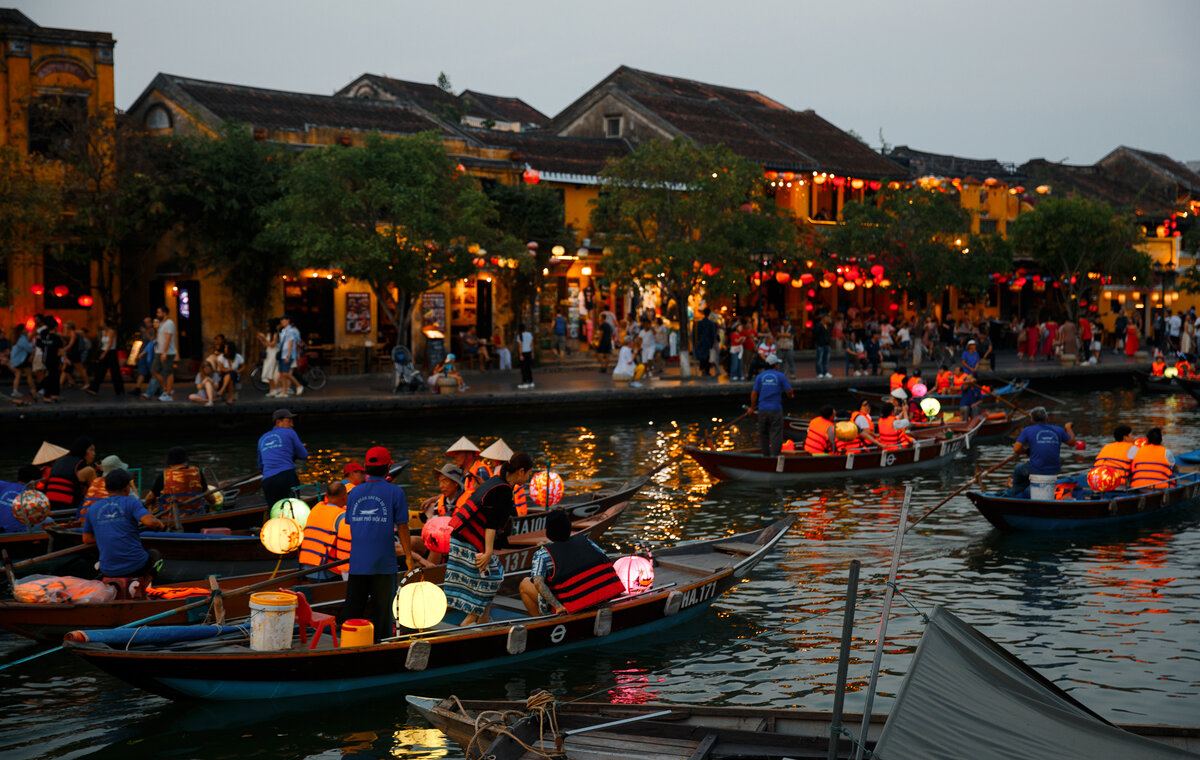 Хойан в сумерках