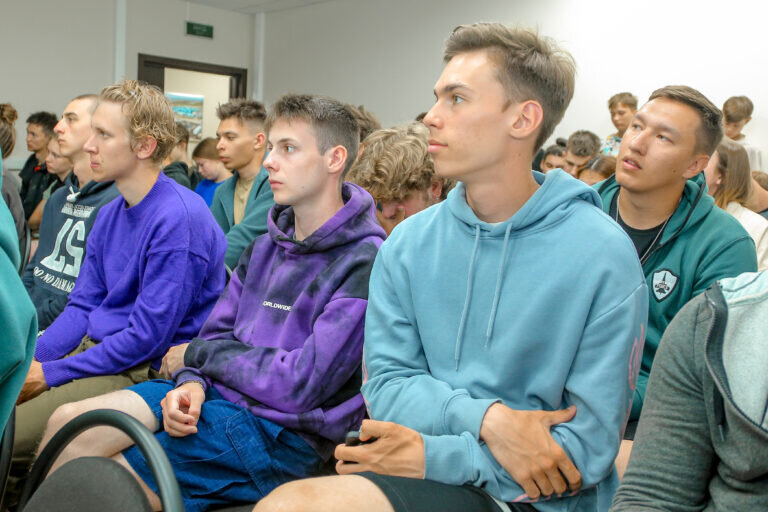    Оренбургских студентов приглашают принять участие в вебинарах по финансовой грамотности Андрей Севостьянов