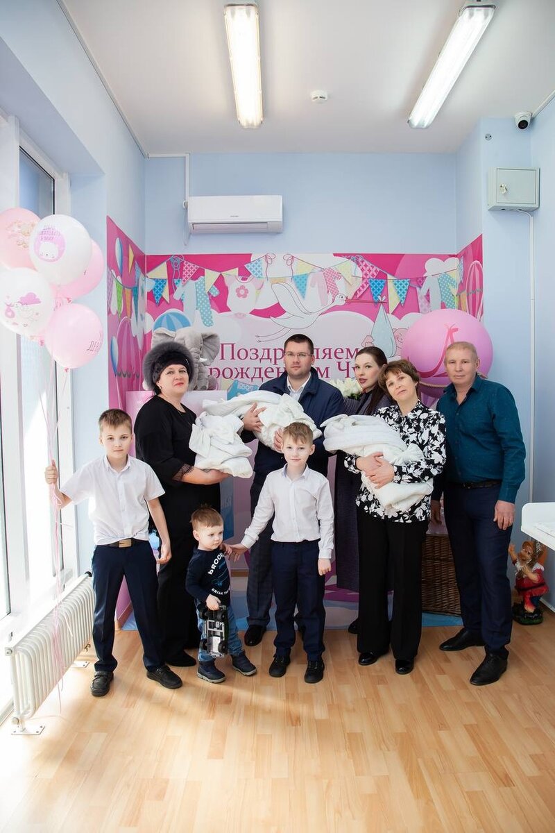 Родители пары - надежные помощники в воспитании детей. Фото: личный архив