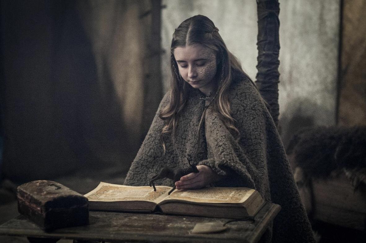 Игры престолов 1 5. Серсея и джейме ланнистер. Серсея и джейме кадры. Визерис таргариен и дейенерис. Игры престолов 1 5.