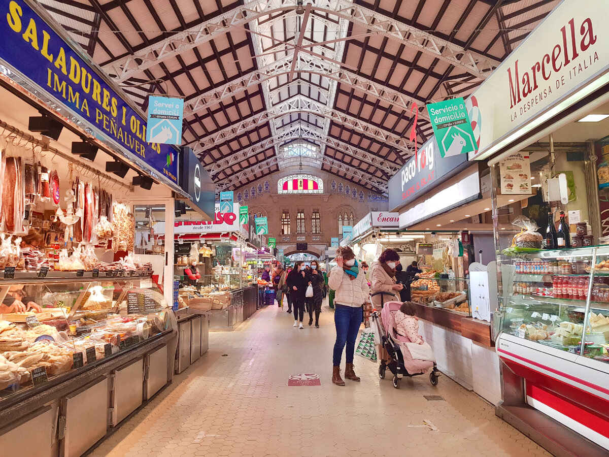 Самое вкусное покупаем на местных рынках 😋