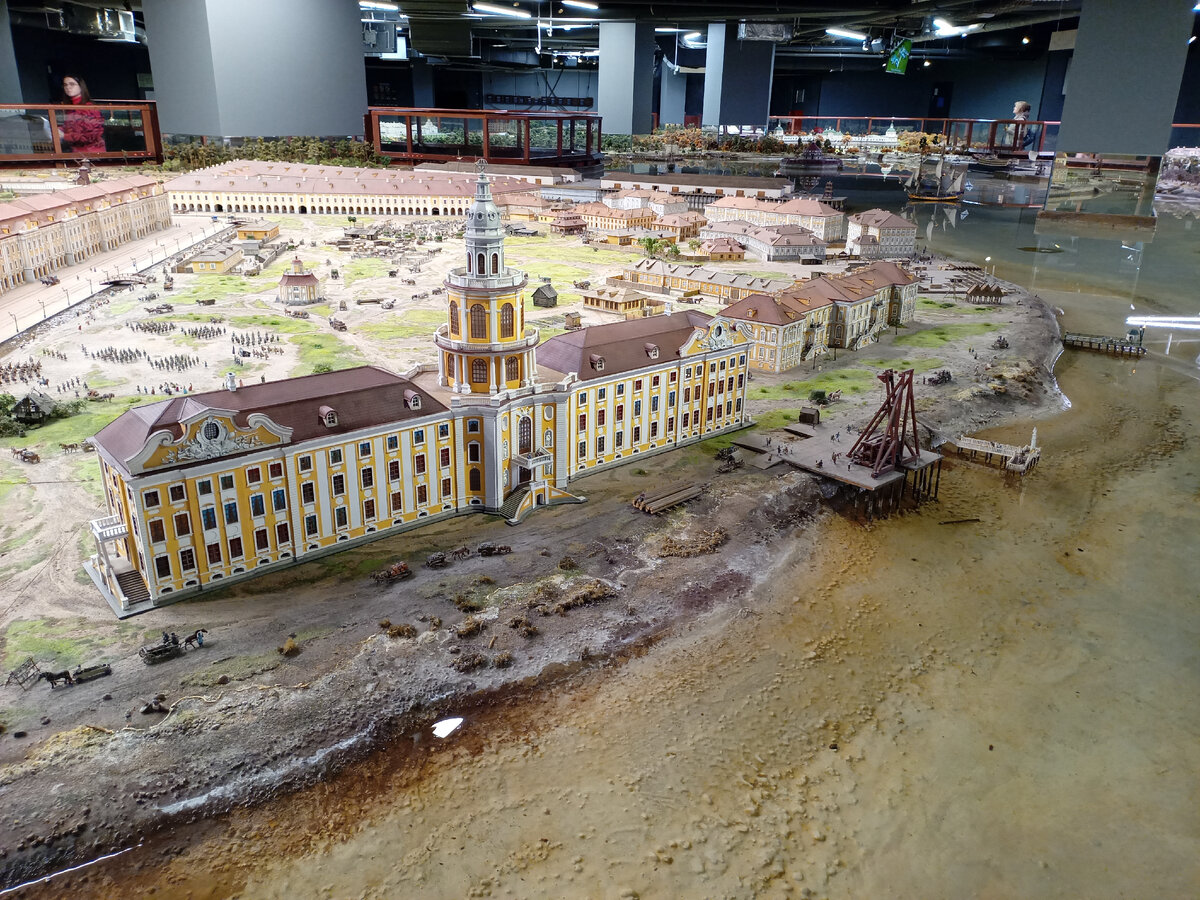 Набережные в 18 веке были не везде