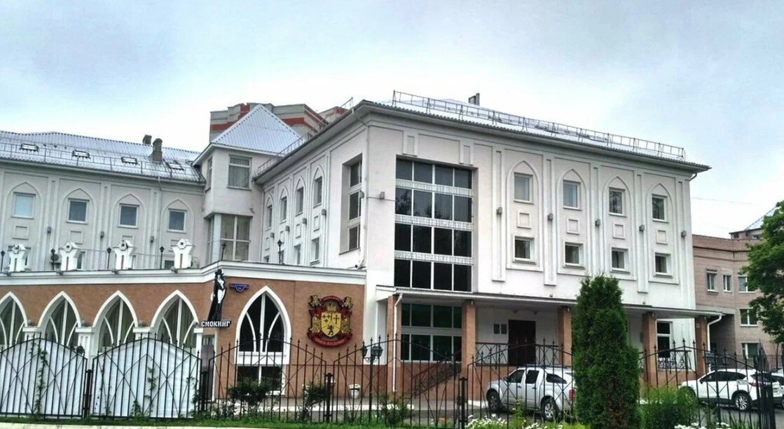 Гостиница «Князь Владимир». Фото взято с из сети интернет для иллюстрации