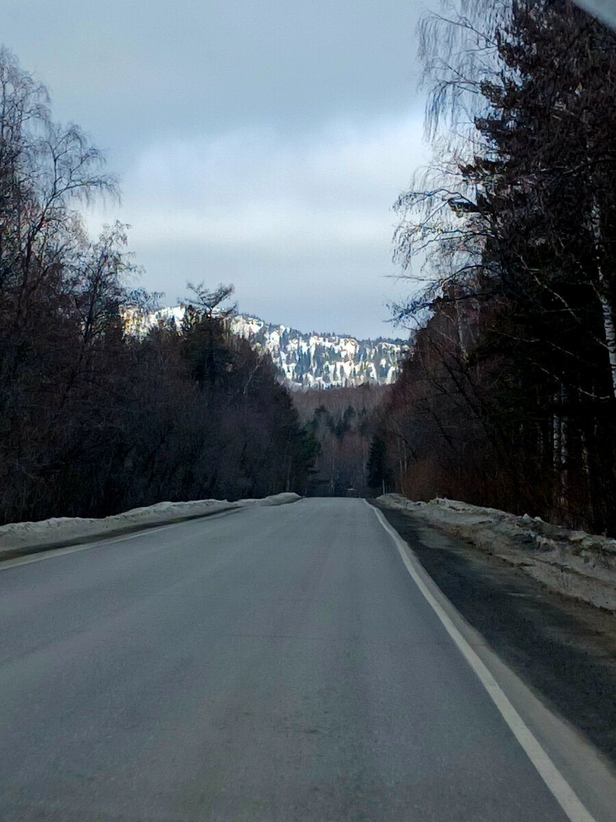 Снежные горные вершины завораживают! Фото автора