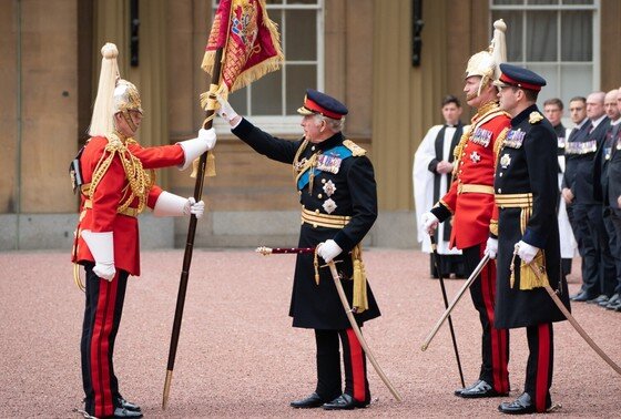    Король Карл III