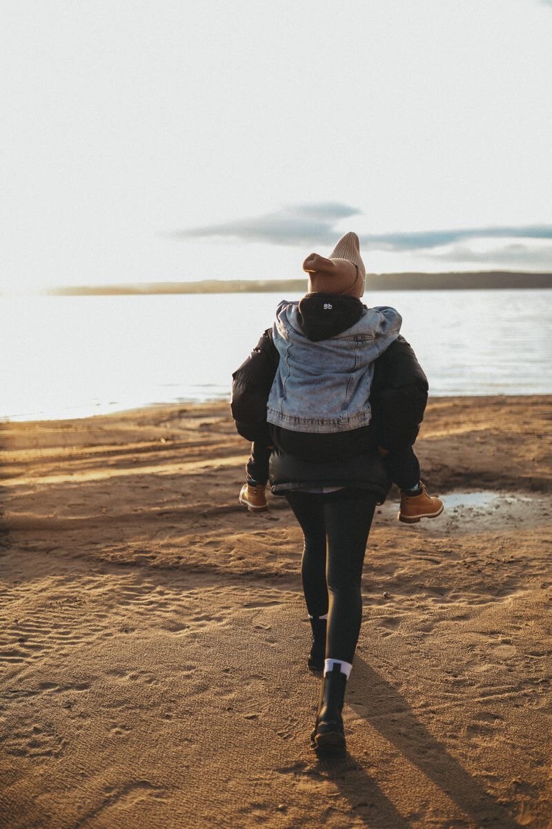 Сильной не бывает тяжело, даже когда больно от тяжести 🤍 