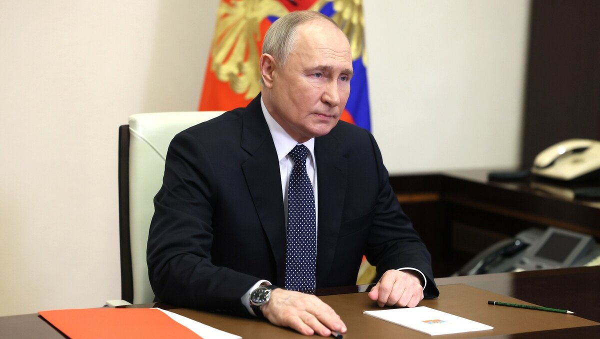     В мае прошлого года ее владелец попал под британские санкции.