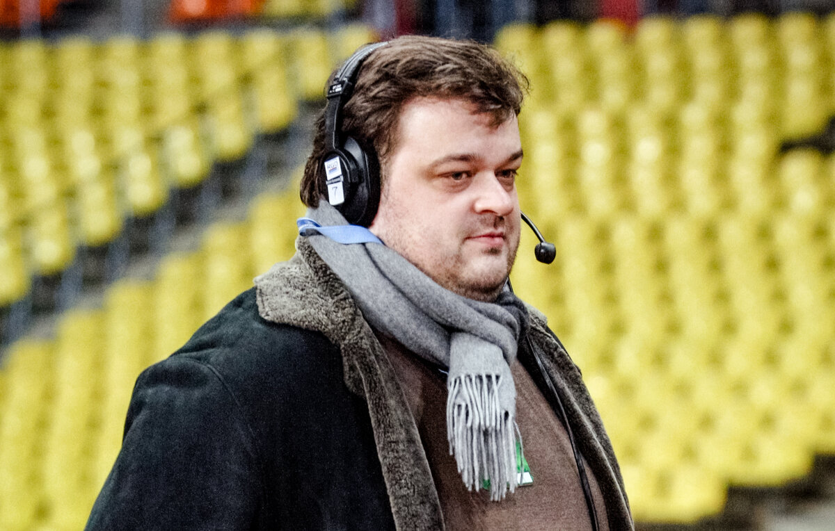    Василий Уткин  Владимир Астапкович