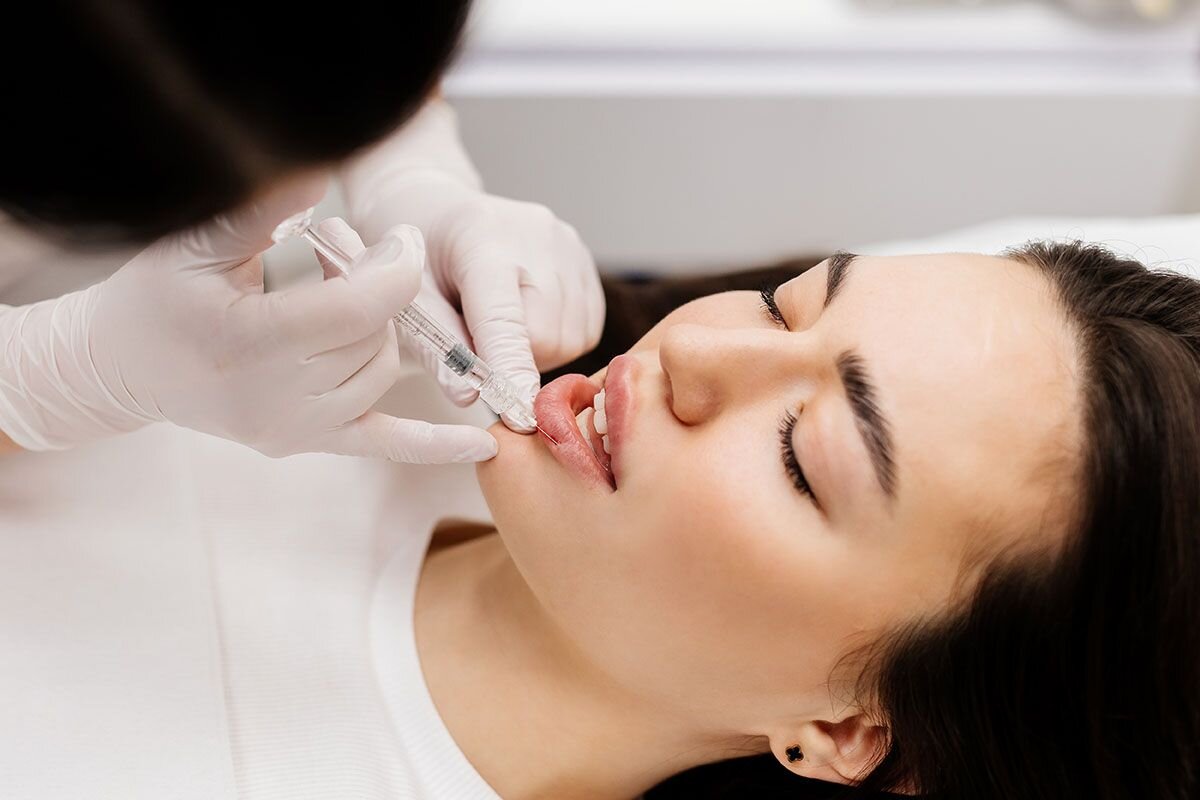 Процедура решает разные задачи: антивозрастные или эстетические📷
