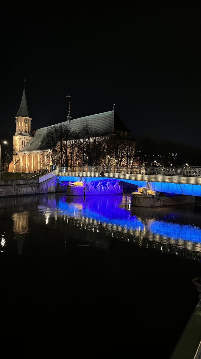 В любое время суток и в любое время года - находиться тут - это блаженство 👍
