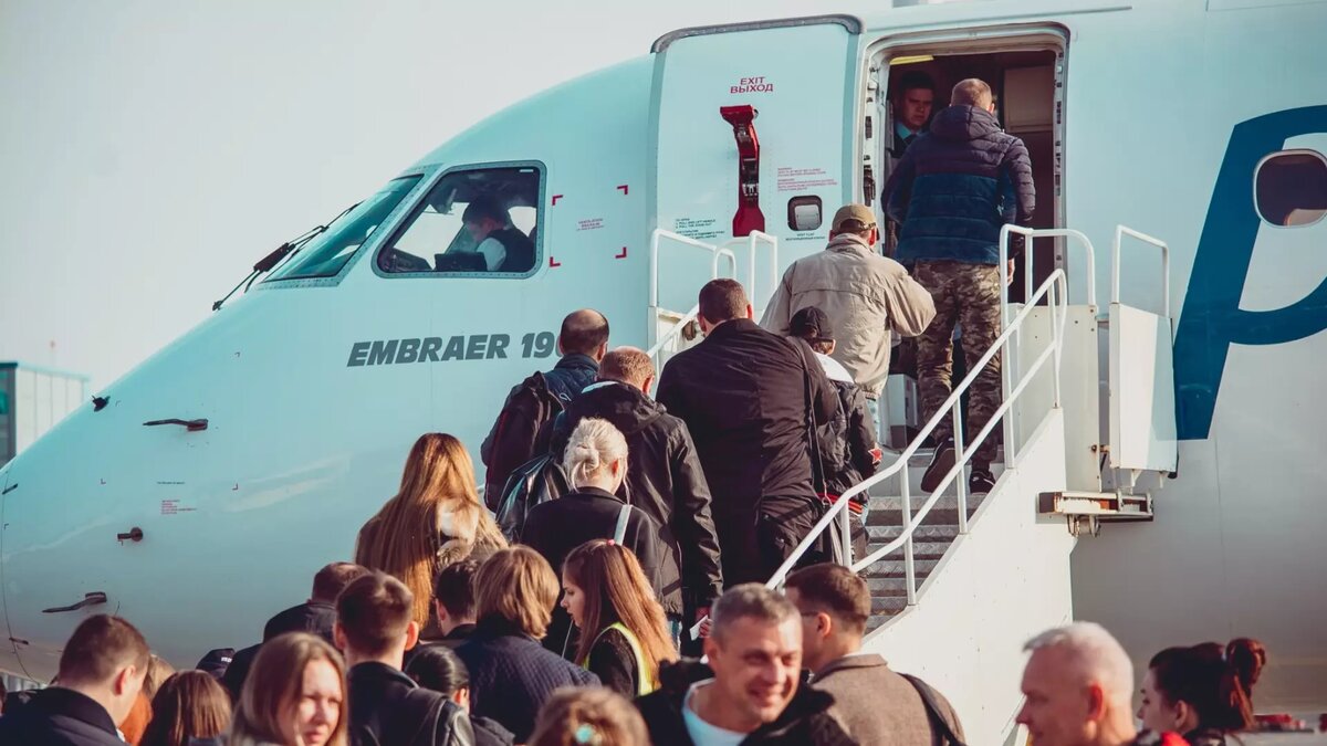     Эксперт объяснила, почему перелет может вызвать такую реакцию организма, а также дала советы, как это предотвратить.