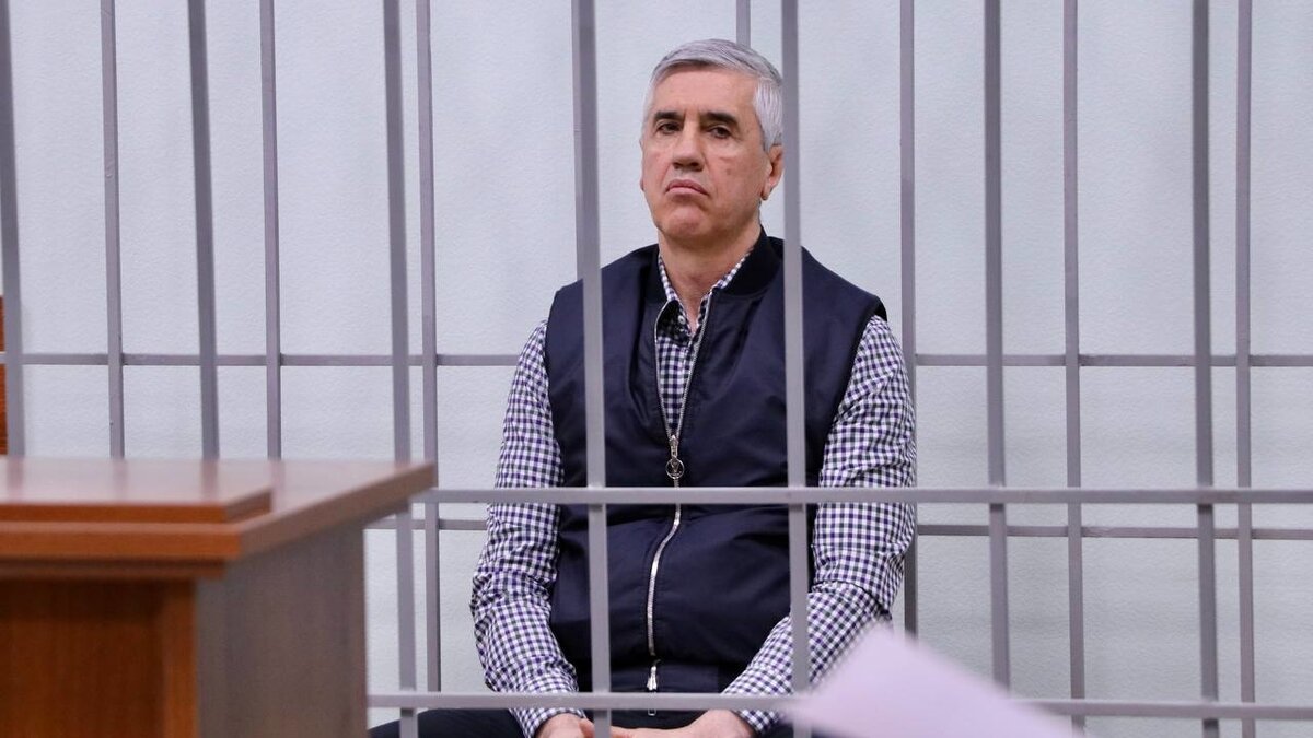     Анатолий Быков окончательно приговорен к 20 годам лишения свободы