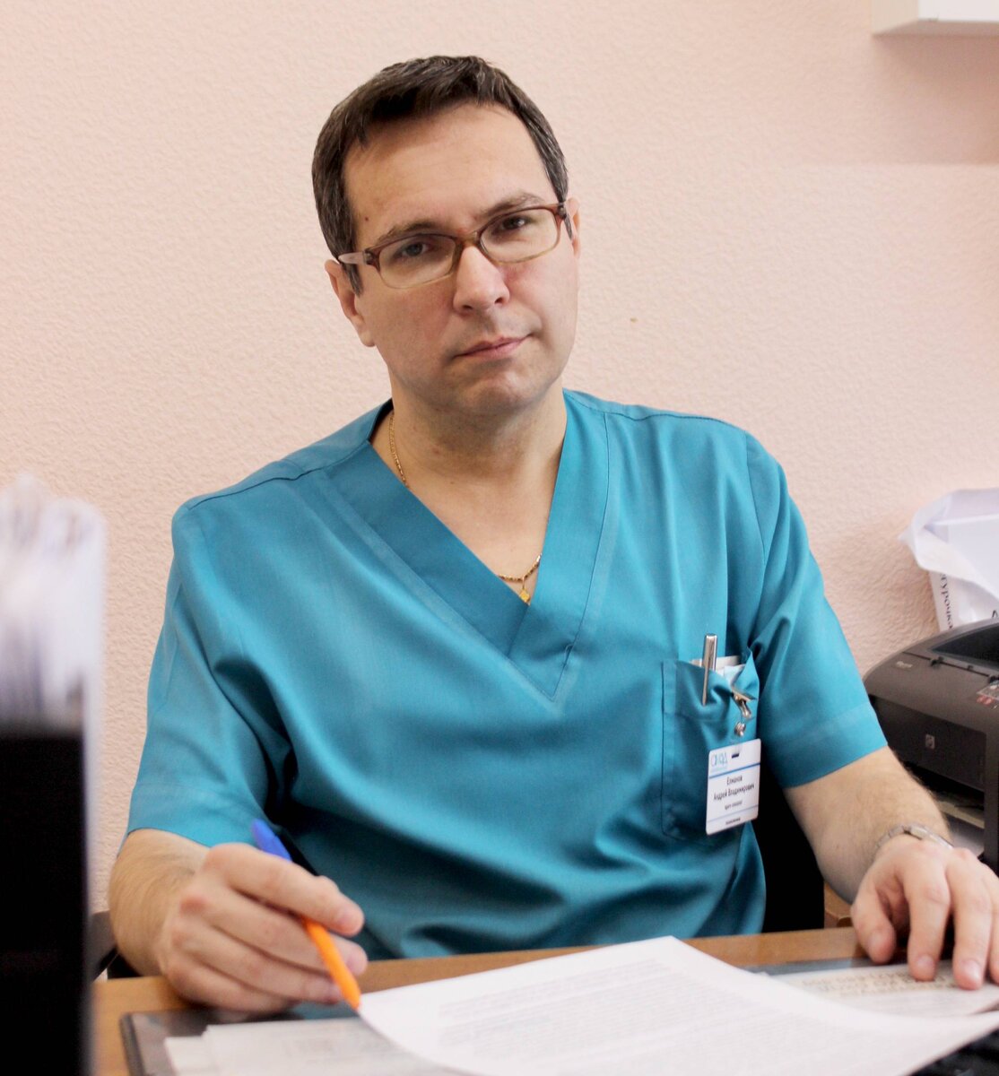 Врач онколог-гинеколог поликлиники, к.м.н. Андрей Владимирович Елманов