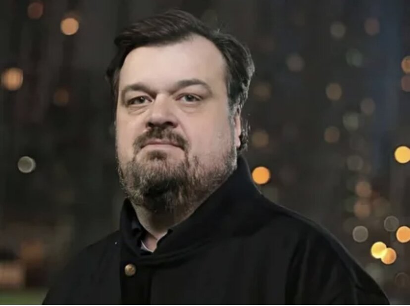 Комментатор и блогер ушел из жизни в возрасте 52 лет