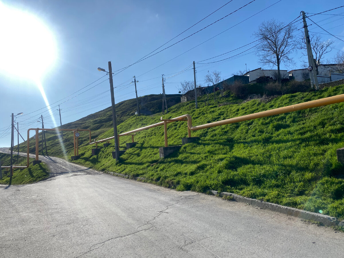 Не проходит и дня чтобы газеты радио. Меняем реки страны города иные двери новые года. Фантастические рисунки. Убежать от себя цитаты. В том или ином городе.