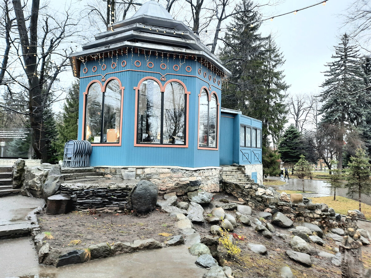 собираетесь туда. собираетесь туда. собираетесь туда. мем медведь подожди чет спрошу. туда где ждут хочется возвращаться.