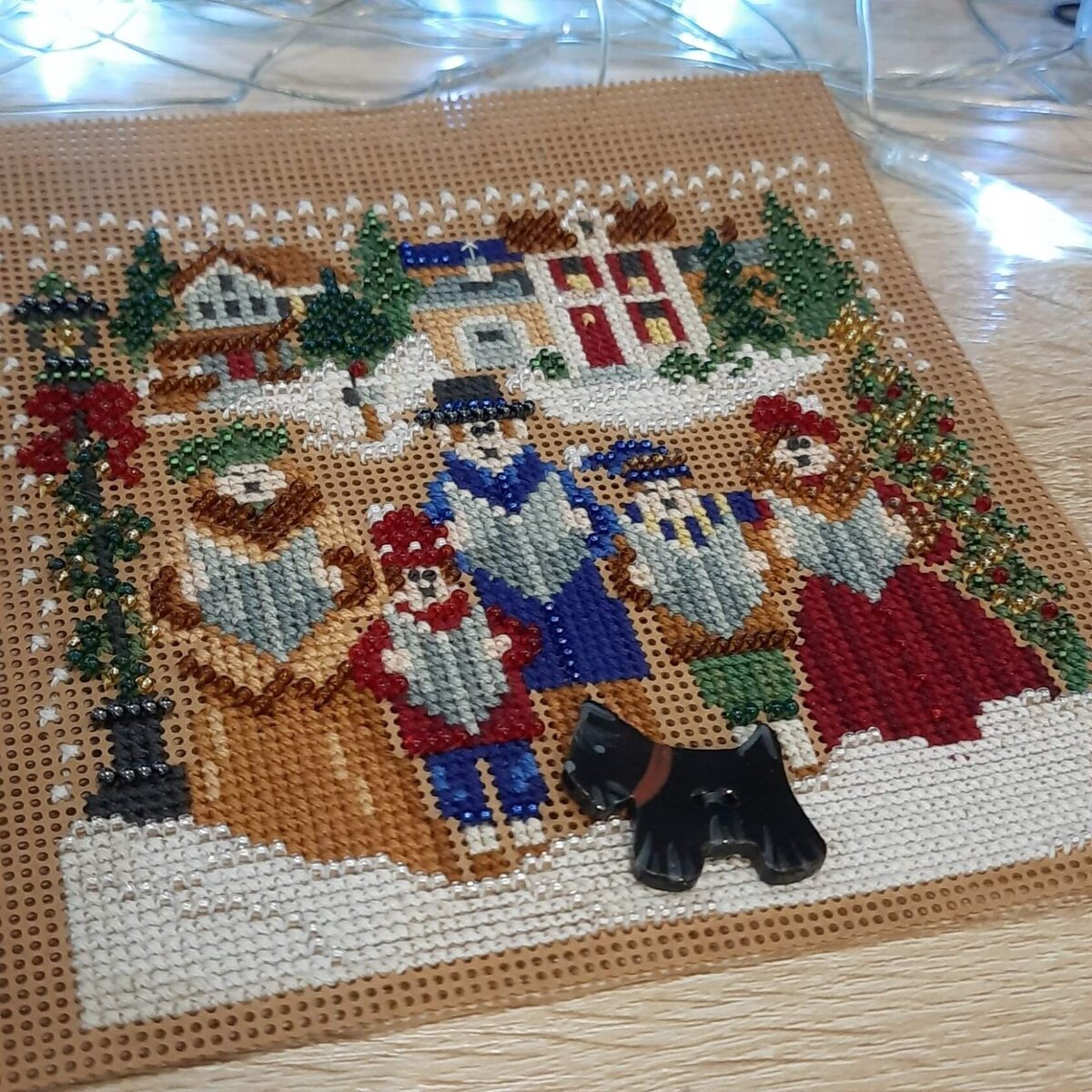 Мой первый вышитый Mill Hill МН 14-8305 Серия Рождественская деревня