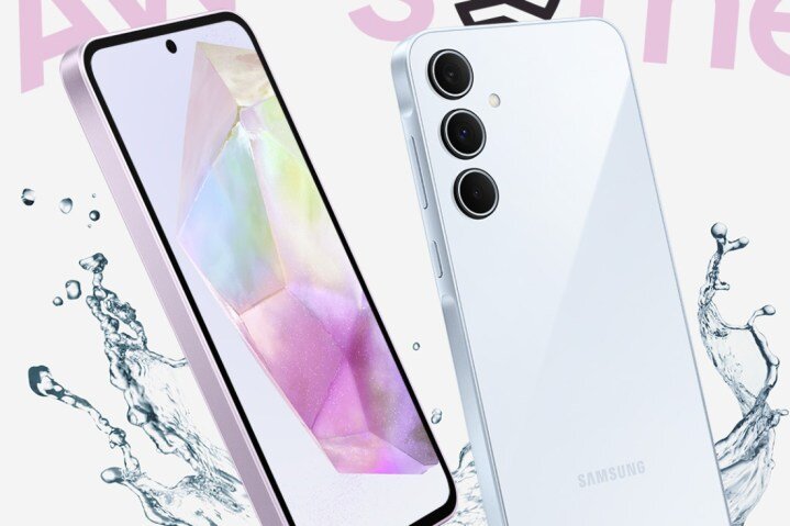 У Galaxy A55 рамка, обрамляющая корпус по краям, выполнена из металла