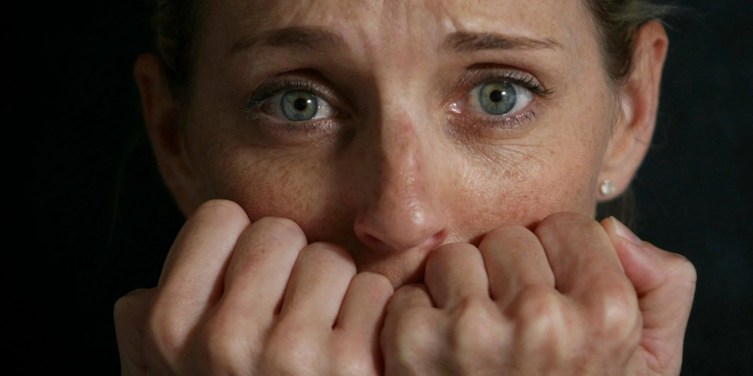 Постоянно тревожитесь? Нужно с этим бороться. Иначе могут развиться эти 3 типа проблем здоровья