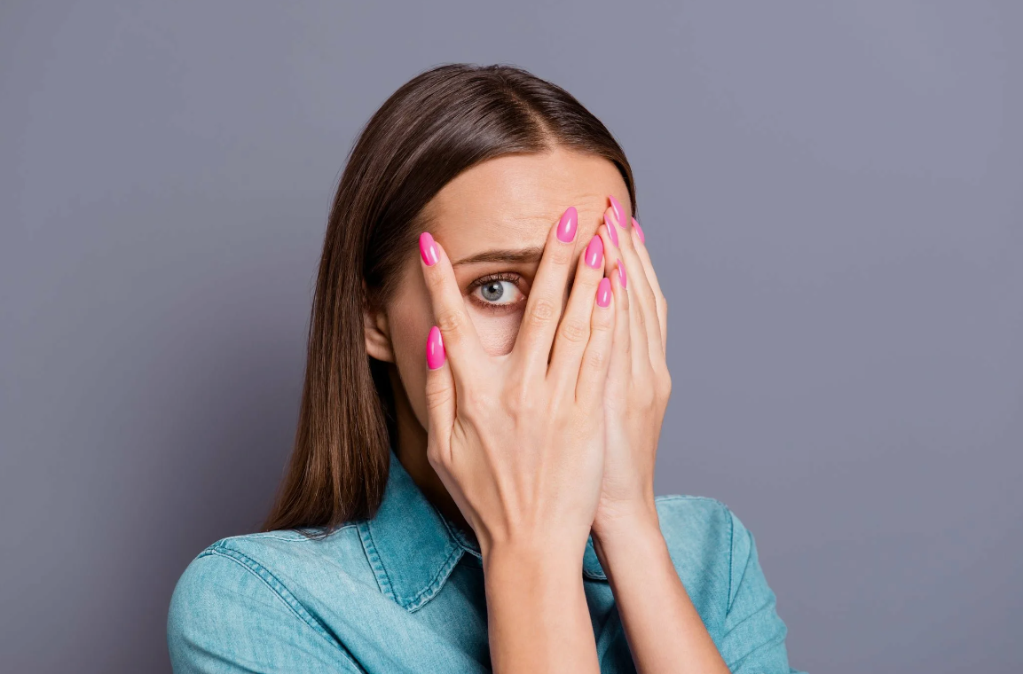 Органично чувствовать себя в кадре с первой попытки удается далеко не всем (фото из открытых источников).