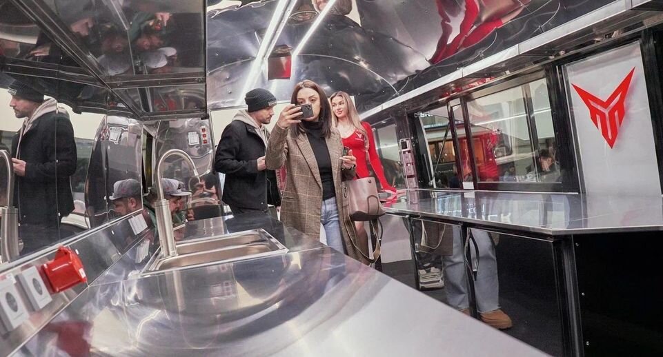 Листайте вправо, чтобы увидеть больше изображений