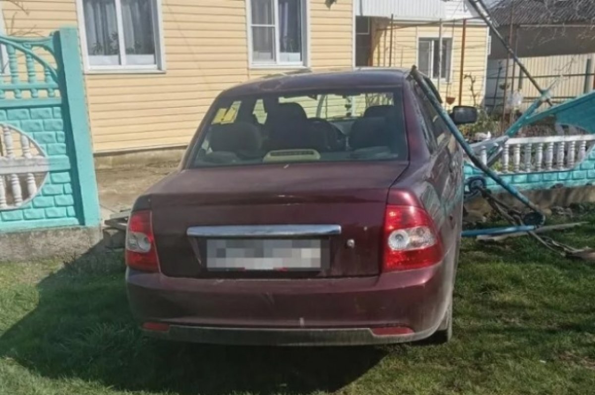    В Адыгее женщина за рулем легкового авто сбила двух девочек