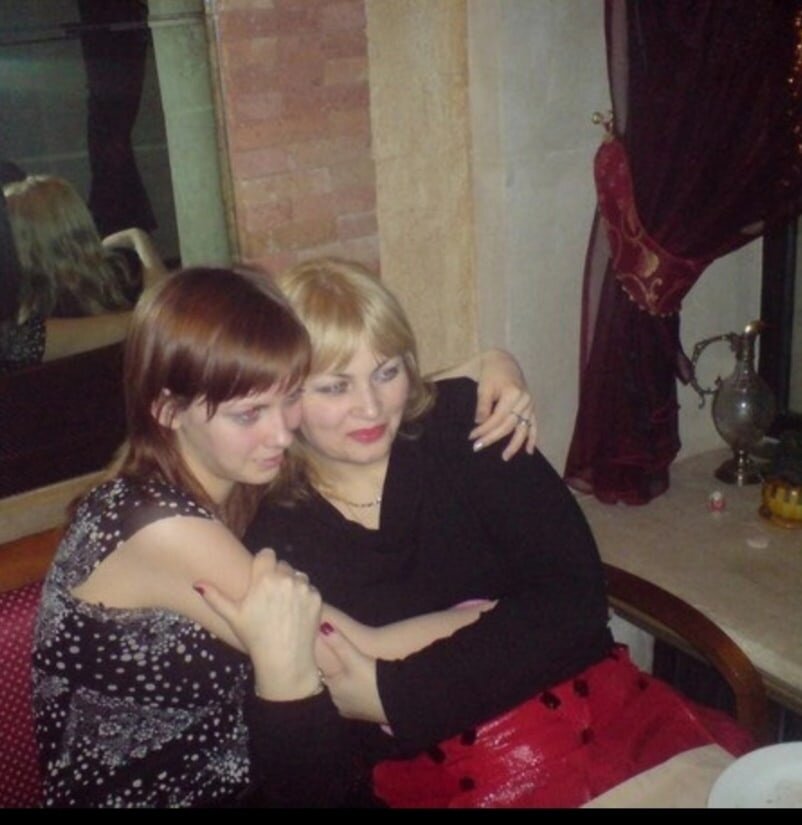 Елена Тарасова с дочерью.