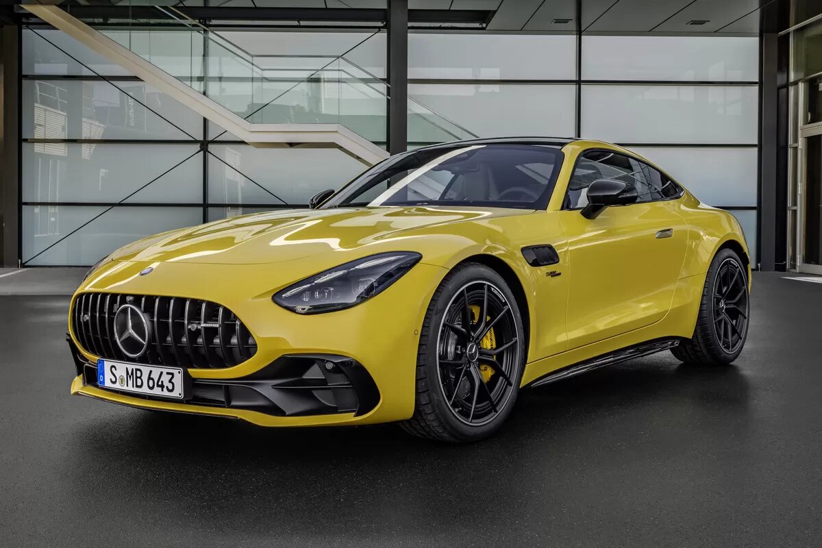 На фото: Mercedes-AMG GT 43 Coupe