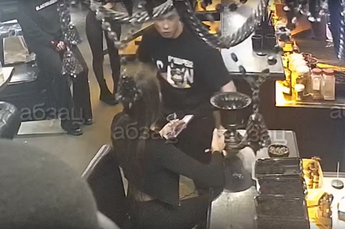    Кологривый отменил выступление на концерте «Жванецкий» после драки в баре