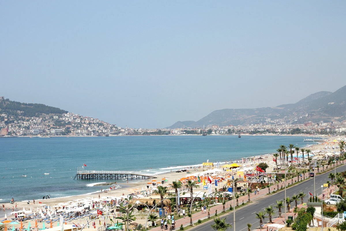 Пляж в Аланье