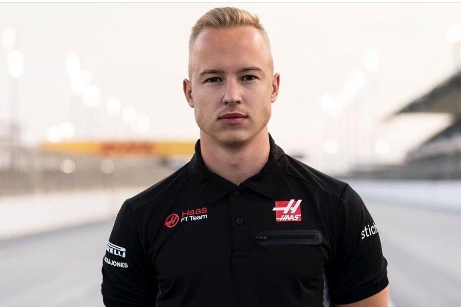    Никита Мазепин в экипировке Haas F1 Team / © соцсети Никиты Мазепина
