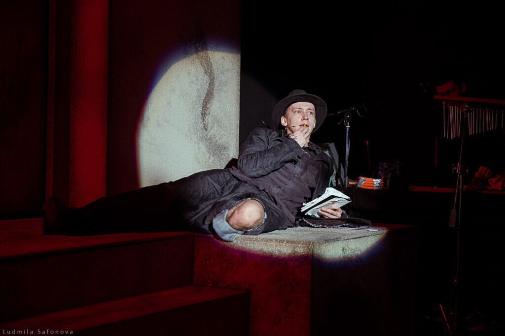 театр содружество актеров таганки зал. чехов спектакль. а. "вишневый сад. пьесы".